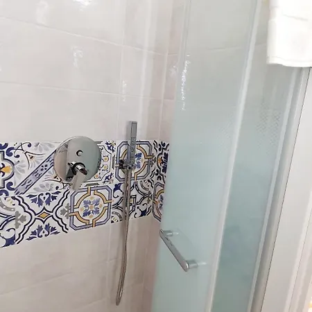 Mustafa 3* Ποτσουόλι