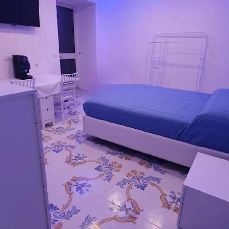 Mustafa Ποτσουόλι